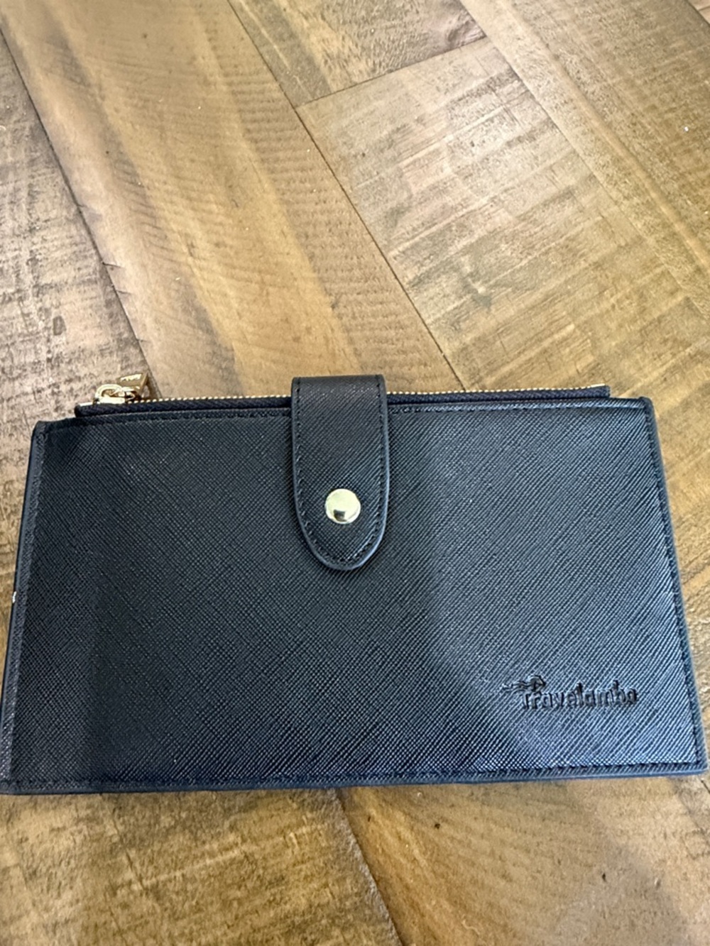 Furla-inspired Black Saffiano-Texture Women’s Wallet
